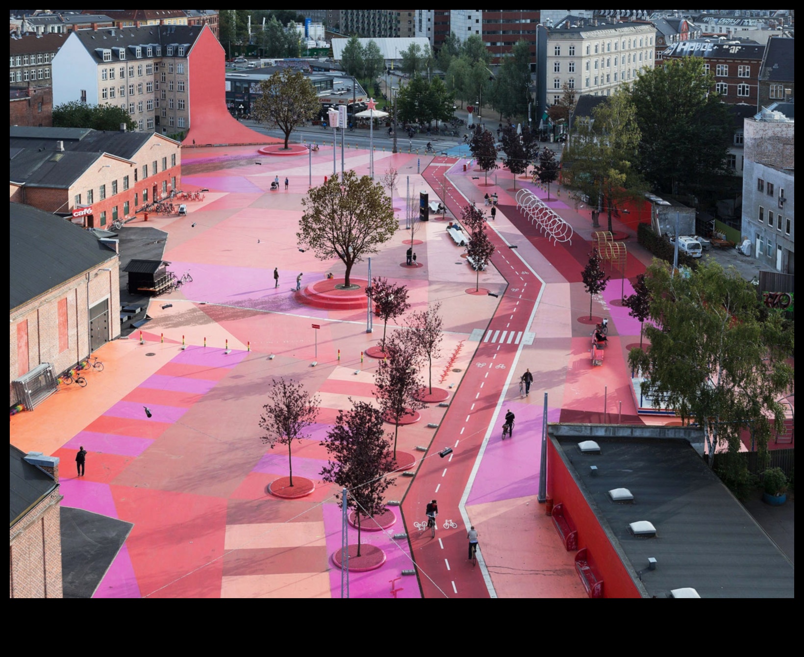 السهولة الحضرية: ملابس أنيقة وغير رسمية لسكان المدينة