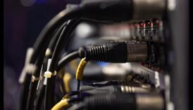 التناغم البصري والسمعي: الإلكترونيات من أجل جو مكتبي ملهم