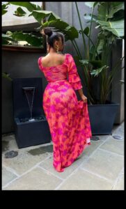 Sunset Serenade: ملابس صيفية أنيقة لسحر الليل